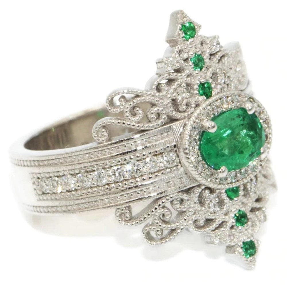 NEW 925 Silver Emerald Diamond Crown Luxury Ring - Picture 2 of 8